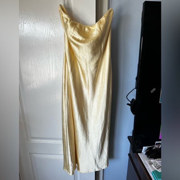 MESHKI Strapless Midi Dress- Butter Yellow - Picture 5 of 7